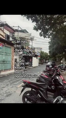 Lần này lí trí đánh thắn con tim rồi...      #xh 