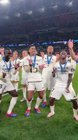 Fan Real សាខាព្រៃវែង😛#halamadrid #fanrealmadrid #fyb 