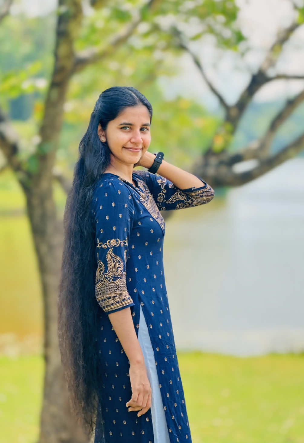 තරැ ඇවිදින් ආකාසේ 🤍 #fyp #foryou #foryoupage #dewindi #chamilshadewindy  @Nethina Nimzz 🙂‍↕️ 