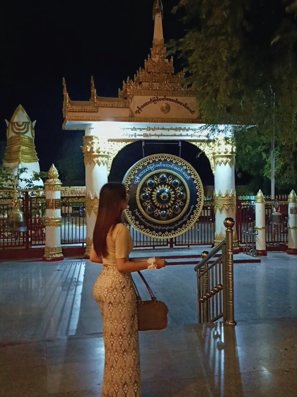 အဝေးရောက်သွားရင် မမေ့နဲ့🥺🩷#foryou #fypシ゚viral #fyppppppppppppppppppppppp #1millionviews #❤️ 