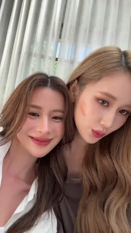 รอยจุ๊บขนาดนี้ #ไมเซล่าไฮบริด ลบออกเกลี้ยงงงง แถมรูขุมขนดูเล็กลงหน้าเนียนกริ๊บบบบ 💄💋 #GarnierThailand #ไมเซล่าไฮบริด #skincare #เจนเก้าเก้าเจน