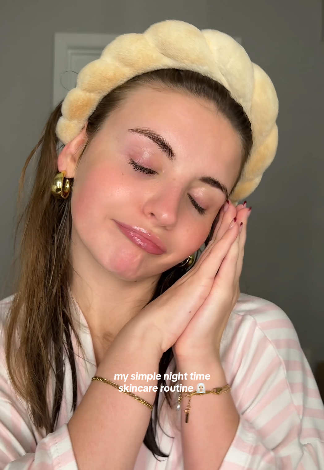 My favorite part of the day 😌#creatorsearchinsights #nightroutine #skincare #nighttimeroutine #skincareroutine  @byoma  @Good Molecules  @Youth To The People  @Kiehl's Since 1851  @Trader Joe's  @e.l.f. Cosmetics 
