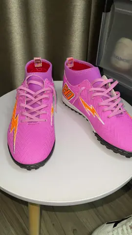 Giày Đá Bóng Mesút EVO #giaybongda #xuhuong #mesut #mesút_football #giaymesut 