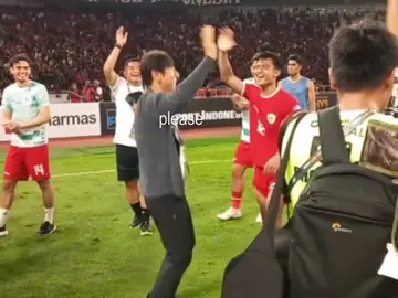 DON'T DO THIS TO MEEE🥹     #CapCut #timnas #timnasindonesia #timnasindonesia🇮🇩 #timnasgaruda #timnassenior #football #footballtiktok #footballedit #shintaeyong #memories #misshim #masukberanda #masukberandafyp #masukfyp #masukberandamuu #masukberandafypシ #masukfypdong #fyp #fyppppppppppppppppppppppp #foryou #foryoupage #fypage #4u #4upage #4you #4upageシ #4yp #blowthisup #makeitvirаl #viralvideo #trending #moots? #moots #mootsanyone 