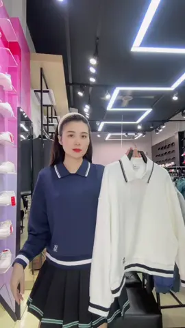 Mã V406 áo nỉ dài tay nữ Lining