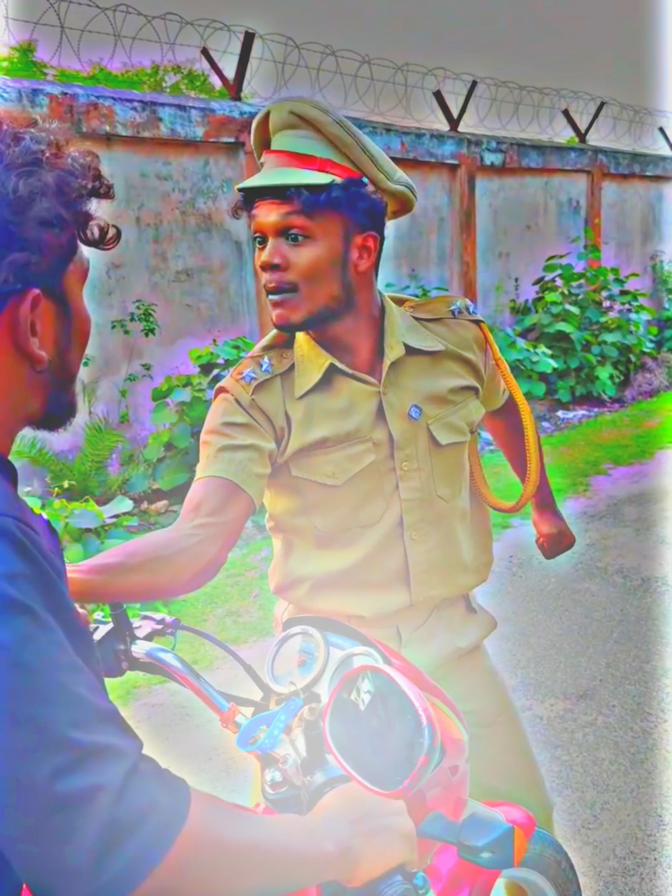 🤣🤣 .  .  .  #fyp #funnyreels #funny #commendy #dontunderreviewmyvideo 