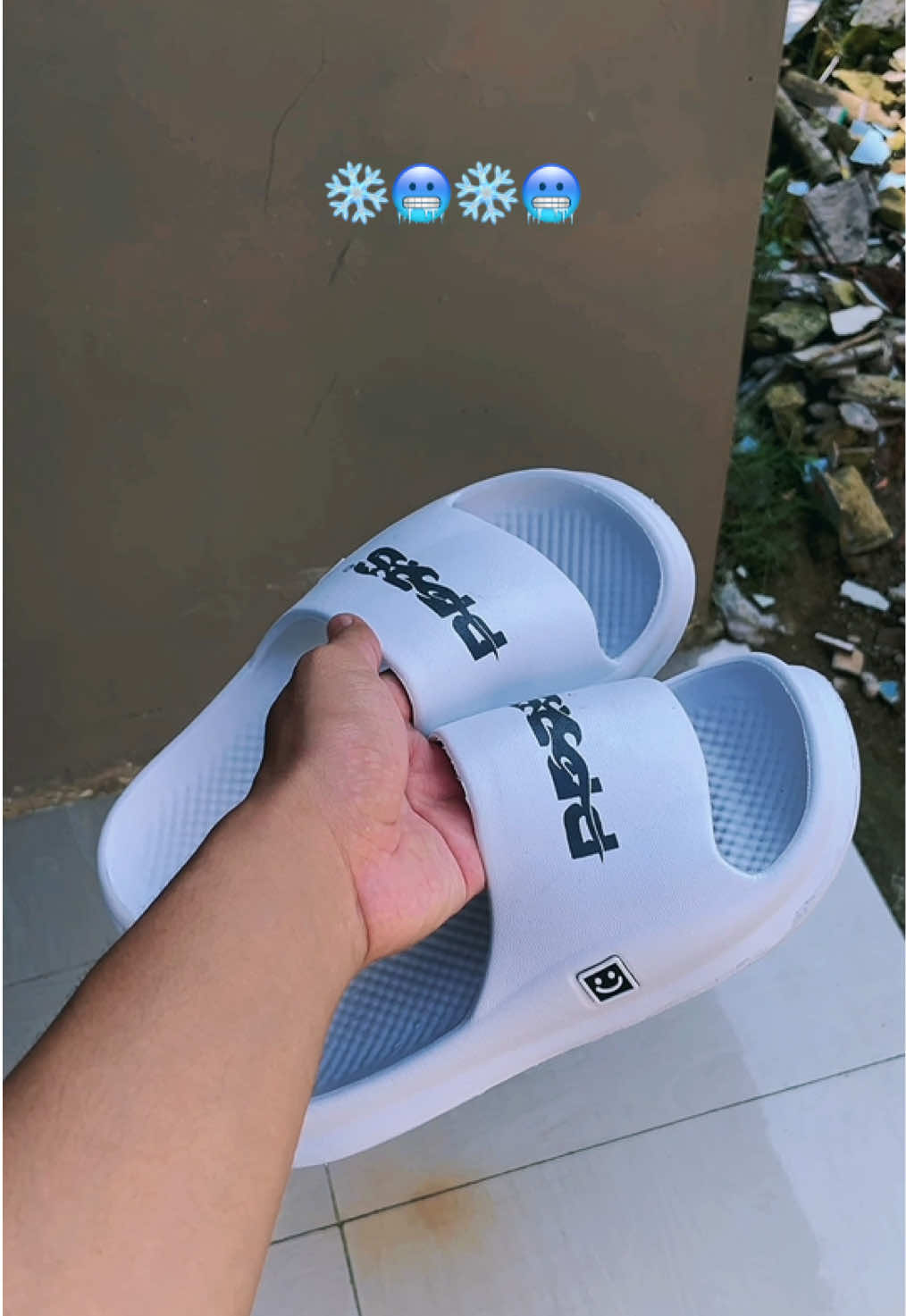 Promo sandal slop empuk nyaman, yuk CO dikeranjang kuning #outfit #OOTD #sandalterbaru #sandalslop #sendalempuk 