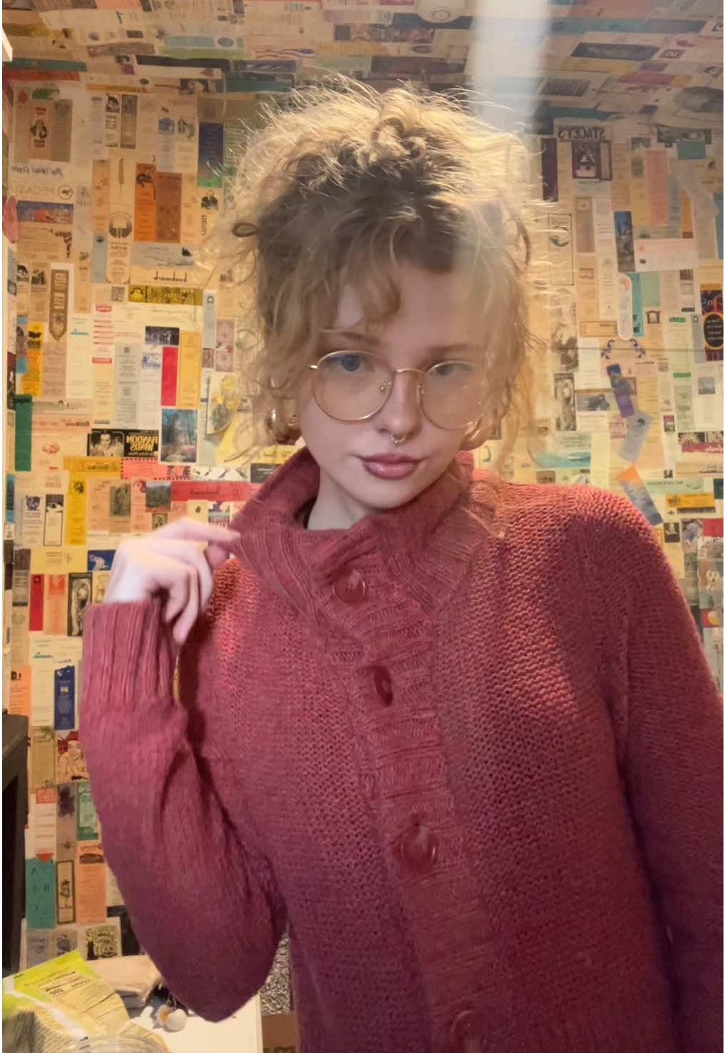 🙂😀          #OOTD #autumn #fashion #fyp #bookstore 