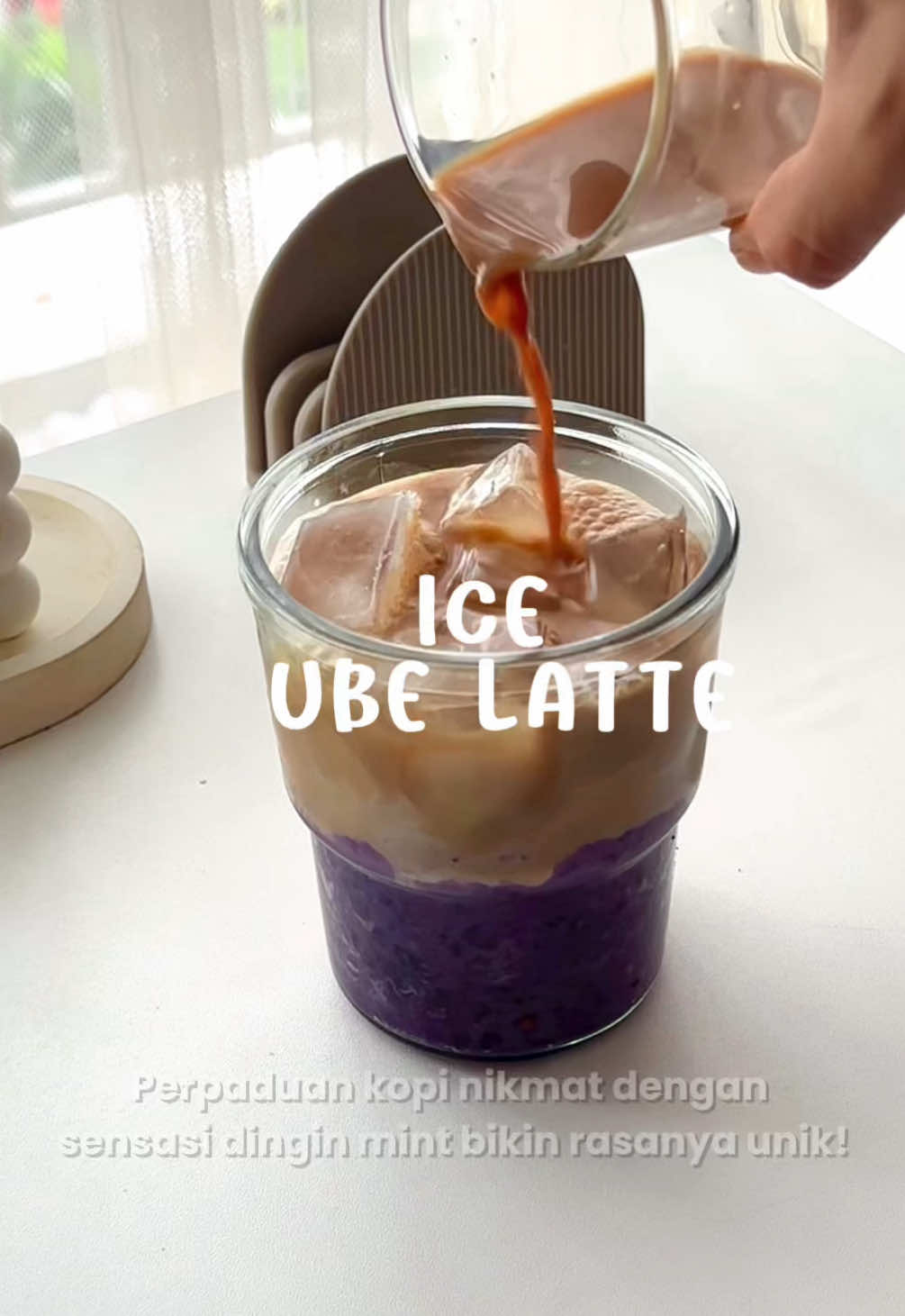 Ice ube latte, ternyata ubi + kopi cocok juga yaaa😍 yuk bikin kopi ala cafe pake @Good Day Coffee dirumah☕️ #KopiGoodDay , #GoodDayCoolin #KopiGoodDay #KopiPanasSensasiDingin