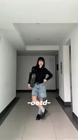 👚 #OOTD #คลาสแฟชั่น #fashion #ไอเดียแต่งตัว 