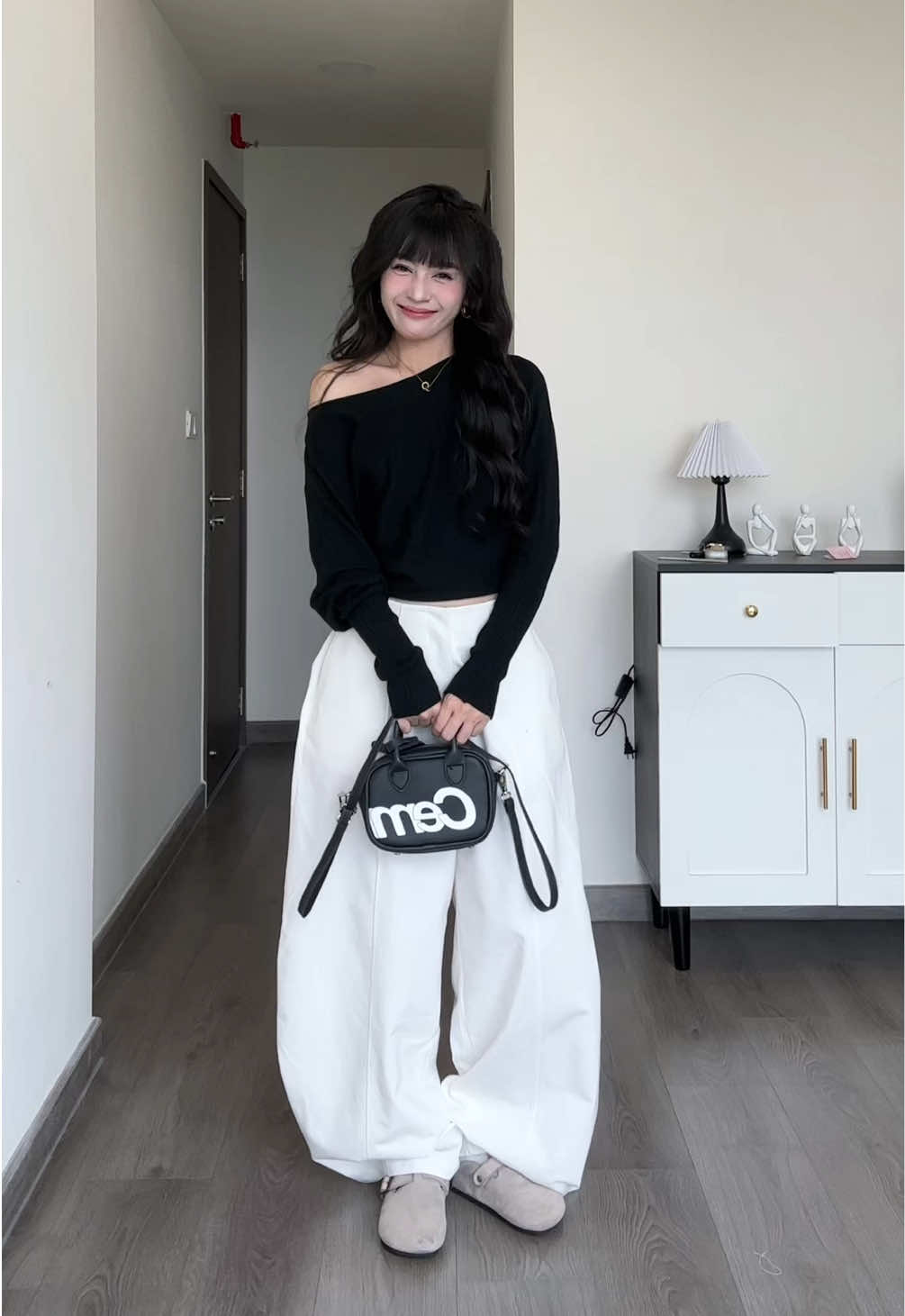 Trung bình outfits của ngày lười của tui kiểuu, set nào basic thì lôi ra mặc đầu tiên #OOTD #viral #2chijbell @kimeehouse 