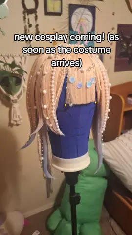 easiest guess the character from the wig but im very exited! its gonna be so over accesorised 🤭 #cosplay #genshin #GenshinImpact 