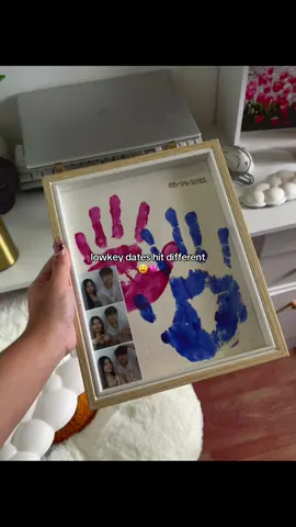 🥺❤️#handpainting #canvaspainting #monthsarydate #trending 