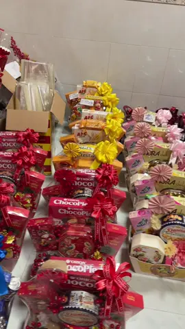 Giỏ quà tết 2026 ,giỏ quà tết Bến Tre Tra Vinh Kính Chào quí khách hàng gần xa , sỉ nhắn e ạ #gioquatet2026 #xuhuong #gioquatetmauxanh #gioquatetmauvang #cachlamgioquatetmaudo 