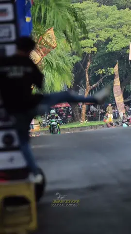 gaya bebas💚🖤🐲🐉 @faenzo28racingfamily  #roadrace #trending #fyppageforyou #fyp #4u 
