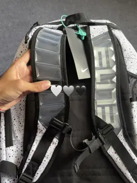 Nike elite 18$ ✅😍 #TBOS #nikeelitebackpack #bagpack #viral #fyp 