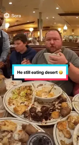 He still eating his dessert #customer #policebodycam 