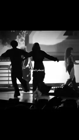 guys ik this is a rlly bad edit (lowkey took me a couple hrs tho) but i js wanted to say that there friendship is ac so sweet and i love how there like siblings ❤️ pls don’t let this flop, i don’t ship them but after i saw mk repost an edit of himself casting as spiderman i thought freya would make an amazing gwen. js bc they are like siblings to each other irl doesnt mean they cant play love interests js like freya and malachi. malachi even said that freya’s like a sister to him. idkkk thats abt it, lmk what u guys think and what edits u want next 🫶(i promise the edit gets better js let me cook) #fyppppppppppppppppppppppp #freya #mk #dontletthisflop #editforyou 