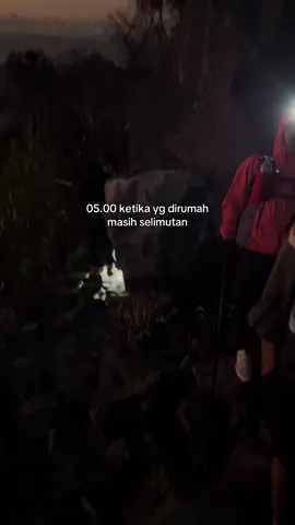 #gununglawu #pendakigunung #Outdoors #Hiking 