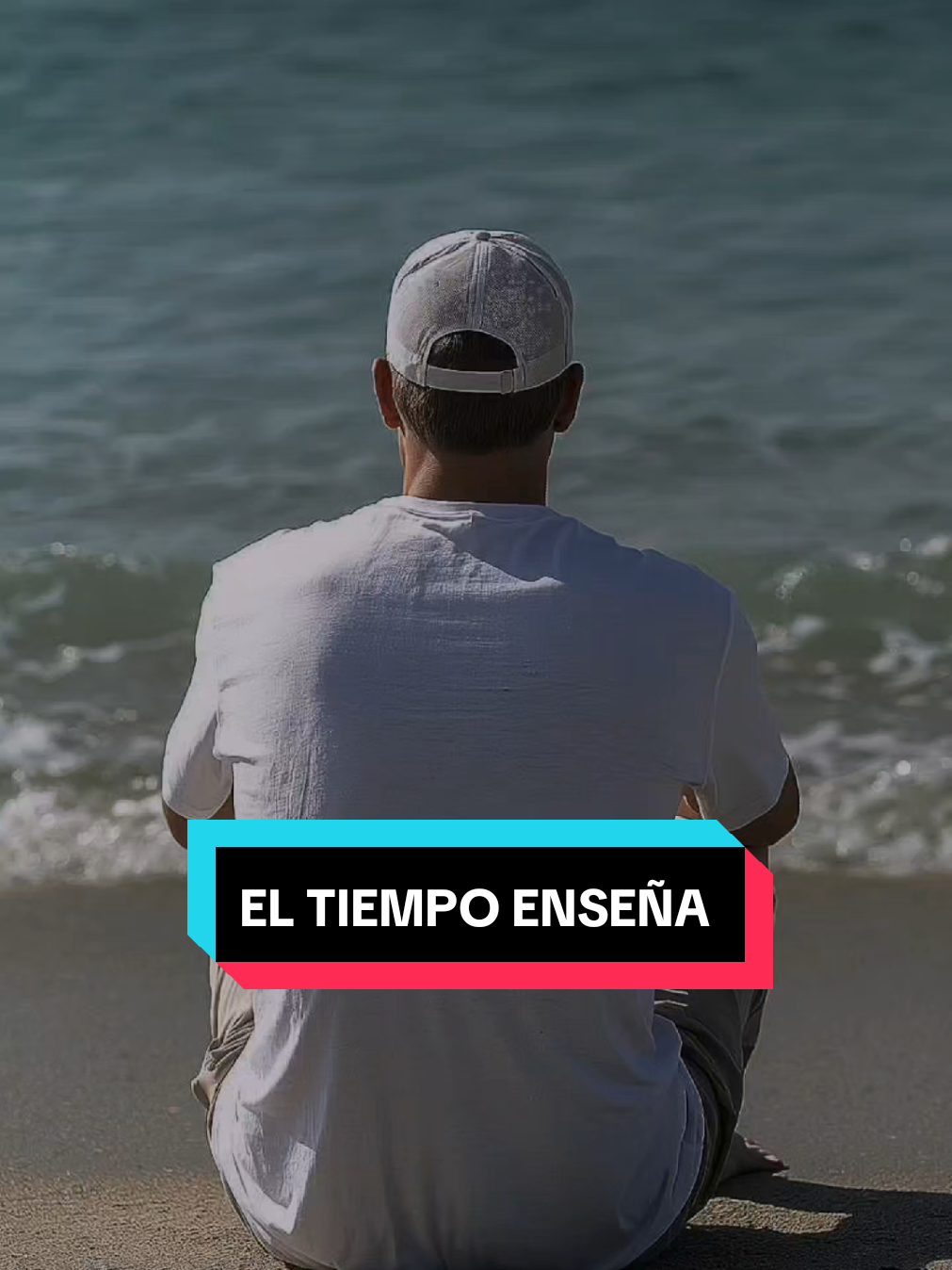 La Sabiduría del Silencio: Cómo el Tiempo Esculpe la Paz Interior El tiempo, ese maestro silencioso e implacable, nos va despojando de certezas para regalarnos una sabiduría más serena. Con su paso, las batallas que antes considerábamos cruciales pierden su estruendo, y en su lugar, florece la tranquilidad de un espíritu que ha aprendido a elegir sus guerras, ya no desde el orgullo, sino desde la paz. Es en este remanso donde emerge una profunda transformación: ya no discuto. Esta metamorfosis no es sinónimo de indiferencia, sino de una inteligencia emocional que ha madurado. He comprendido que mi energía es un recurso precioso y finito, y he decidido invertirla en aquello que me nutre y me construye. Por eso, ahora solo escucho. Presto atención a las opiniones y consejos de aquellos que vibran con una energía positiva, personas que, con sus palabras, buscan sumar y no restar. Me he convertido en un celoso guardián de mi paz interior. En este viaje de autodescubrimiento, he aprendido el arte del desapego. Si alguien desea marcharse de mi vida, no lo detengo. Comprendo que cada individuo tiene su propio camino y forzar a alguien a permanecer a nuestro lado es un acto de egoísmo que solo genera sufrimiento. De la misma manera, si alguien me falla, me alejo. No guardo rencor, simplemente elijo mi bienestar. He aprendido que mi lealtad primera es conmigo mismo. La vida, en su infinita sabiduría, me ha enseñado que si algo me perturba, tengo el poder de evitarlo. No se trata de evadir los problemas, sino de reconocer aquello que drena mi vitalidad y tomar distancia. Es un acto de amor propio, una declaración de que merezco vivir en un entorno que me permita florecer. Y quizás, la lección más valiosa que el tiempo me ha susurrado al oído es que 