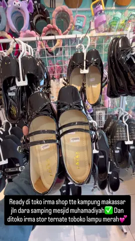 Ready di toko irma shop ternate : kampung makassar barat/dara, dekat mesjid muhammadiyah, baku samping dengan klinik dokter gigi. Buka jam 12 siang sampai malam jam 12😊🙏🏻
