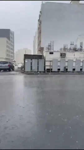 الامارات : الان هطول أمطار الخير مدينة محمد بن زايد في الفجيرة  #مركز_العاصفة #اخبار_الامارات  12_10_2025