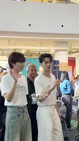 ငါ့ဘဝက လဲ အနောက်က ဦးလေးလိုပဲ အေ့🥹🙂‍↕️🙌  ထိန်းမနိုင်သိမ်းမနိုင်  ချေ သွားတာကို က🙂‍↔️🙌 အမလေးနော် အကြည့်တေ က နော် သူ့ကိုကို သူ့ကို ချေသွားလို့တဲ့ ဘေးကလူကို ပတ်ချေပြစ်တာများအေ့ အကြည့်တေက နော်😖😖💝💐🙌 #kengnamping🦆🐰 #fyppppppppppppppppppppppppppppppppppppppppppppppppppppppppppppppp #khemjiratheseries #bledit #thaiseries 