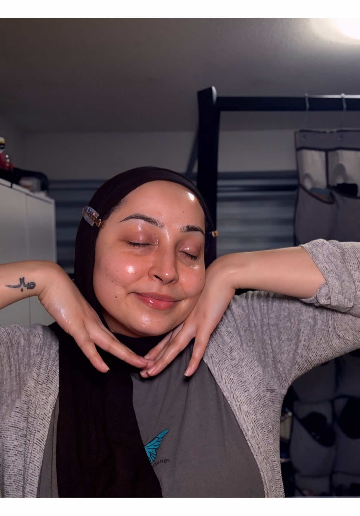 Night time skincare routine 💤😴  @Walmart Canada  @URIAGE  @Vanicream™ Sensitive Skin Care  @The Original MakeUp Eraser  @Pyunkang Yul Viet Nam  @PanOxyl  @Thayers  @Lancôme  @ILIA Beauty  #skincare #nightroutine #SkinCare101 #dryskin #antiaging 