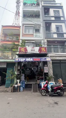 🏡Nhà Bán mới Chỉ xách 🧳 vào ở ngay hẻm VIP đường nhựa nội bộ rộng 8m khu trung tâm P1Q8 👍  🪧Địa chỉ: 279 Lô F Dương Bá Trạc P1Q8 (Nay là Phường Chánh Hưng ) 🏠Diện tích: 3.8m x 16m ( Nở hậu 4.2m)  👉 Hoàn công đầy đủ dt sàn XD: 250m2 ⚙️Kết cấu: 1Trệt, 3 Lầu, sân thượng, 7 Phòng ngủ 7 Vệ sinh! 🧭Hướng: Tây Bắc 📝Pháp lý rõ ràng, Chính chủ, Sổ hồng Riêng, Khu dân cư hiện hữu. Công chứng 1 nốt nhạc 👍 💥Ưu điểm: Mặt tiền đường nội bộ Dương Bá Trạc rộng 8m👍Xung quang kinh doanh buôn bán sầm uất ( Nhà thuốc, quán Ốc, Siêu thị, Trường học), thông thoáng, .... Thuận tiện các quận trung tâm Q1,3,5,6,7,10…Chỉ 10phút ✅💸Giá: 13 Tỷ 500  còn Thương Lượng  ☎️ 0917.37.37.83 Đức #nhabanquan8 #nhabanquan8chinhchu #nhagiare #nhabantphcm #nhadatphuocduc