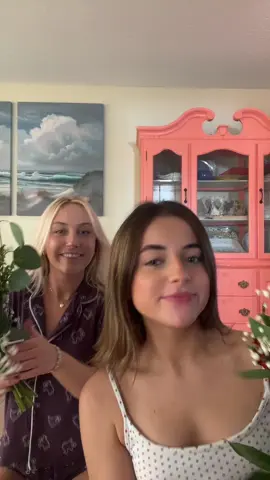 Hocooooo #hoco25 @LYVI 🔆 #Homecoming 