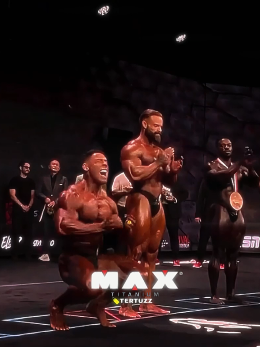 Ramon Dino é Campeão! 👑 | Cupom de Desconto 🏷 TERTUZZ na @Max Titanium - Loja  #ramondino #gymedit #mrolympia #maxtitanium #bodybuildingmotivation 