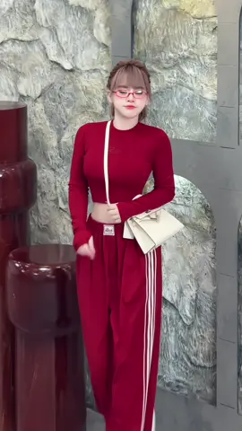 Sống có khúc Người có lúc đẹp lúc ngon 🧏🏻‍♀️