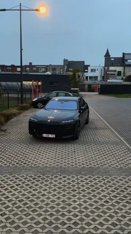 BMW i7 #viral #fyp #bmw #i7 #carspot 