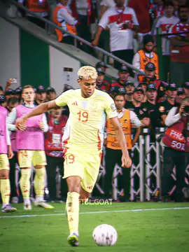 Yamal Trivela Passes