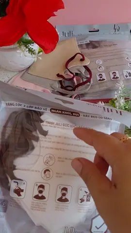 100c tặng 20c 200c tặng 50c nha#rẻ_quá_trời #khẩutrang #đẹp 