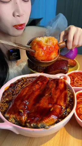 Eatinnnnnng 😇#tiktokfood #asmr #eatingshow 