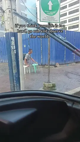 ang bigat sa pakiramdam when you see someone out there na mas mabigat pa ‘yung laban nila pero they still manage to smile? damn, ang hirap ng sitwasyon nila but still lumalaban sila. may nadaan akong lalaking may kapansanan, he was literally struggling just to cross the street. pero you know what hit me? he was smiling. that’s when it hit me. we often forget how blessed we are. kasi wala tayong kulang sa ating mga katawan. if you really open your eyes, may mga tao d’yan na ang struggle nila is just to survive each day. imagine not being able to walk, to see, to hear, or even to express yourself properly, yet still choosing to live with gratitude? that’s strength. that’s real brave. there are kids who never got the chance to run and play outside because they’re bound to a wheelchair. there are people who can’t even see the beauty of the world we take for granted every single day. the world will always have pain, yes, but it will also always have people who choose to smile despite it. and if they can, then so can we.                                   #fyppppppppppppppppppppppp #makeitvideoviral #lifehard #Love #fyp 