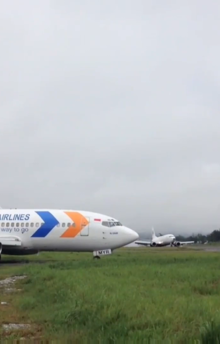 trigana sering banget main seluncuran - - - - #planeedit #aviation #fypシ゚ #foryoupage #zennsky 
