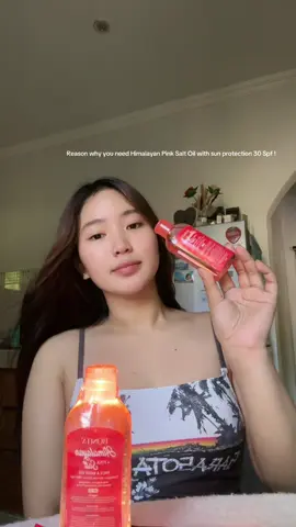 Say hello to brighter & smoother skin! This Sunflower & Himalayan body oil is infused with natural ingredients for a visibly improved tone and texture! 計#onita #sunfloweroil #himalayanpinksalt #skincare #copyrightinfringement 