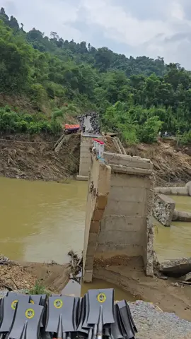 Đồng hành tấm l9ngf Việt Nam lá lành đùm lá rách