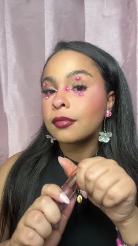 Amo comprar gloses🙂‍↔️✨#creadoresdecontenido #latinacontentcreator #creatorsearchinsight #BeautyTok #smallcontentcreator 
