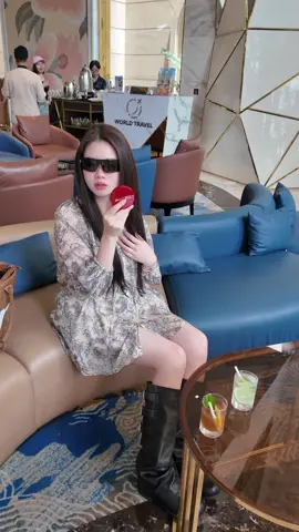 Mọi người hỏi tuii có tiếc tóc thẳng khummm?..