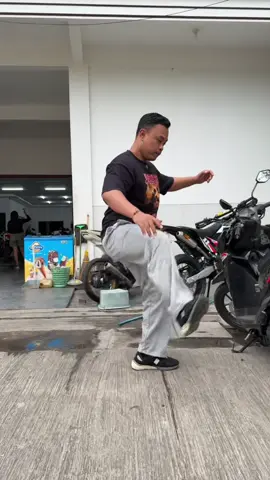 Celana keren ni 