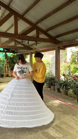Paano magkasaya kaya ang petticoat ni konah 80 inches ang buka🫣😬