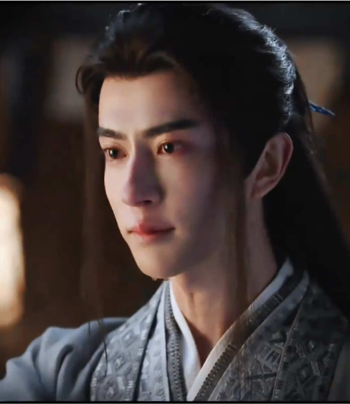 I feel physical pain in my heart from sadness. 悲伤让我心脏真的发疼。 🐟🐟🐟🐟🐟🐟 #yumenglong  #ユモンロン  #共感 💜💜💜