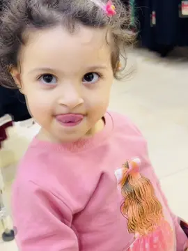 এক দিকে দুনিয়া আর এক দিকে তুমি ..@S.A.D.I.A... ISLAM🦅 🫶🌚#CapCut #foryou #trending #tiktokviral #bdtiktokofficial #saduiarabia🇸🇦 #vairal_video_tiktok 