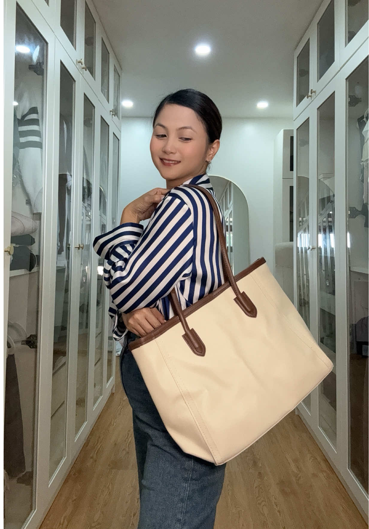 Affordable soft leather tote bag #totebag #bag #largebag #leatherbag 