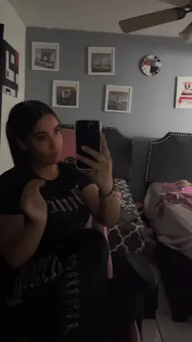 Finally a normal post after so many weird ones 🙂‍↔️😜#juicycouture #fyp #foryoupage #fypシ #fypage 