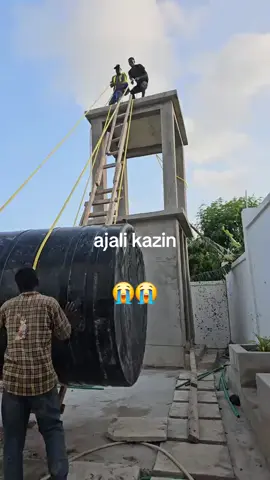 wanataka kunimaliza kweli baba😂😂😂😂