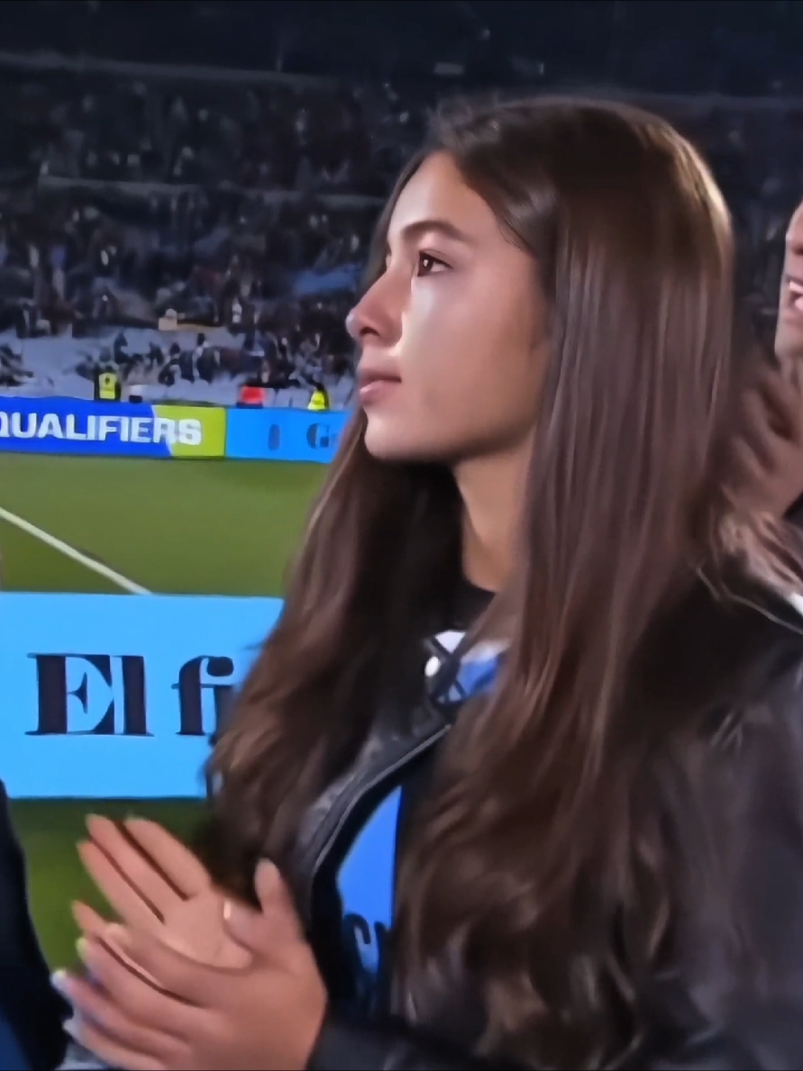 Delfina 15 🤩🥰 | #delfinasuarèz #delfinasuarèz #delfina #luissuarez #fyp 